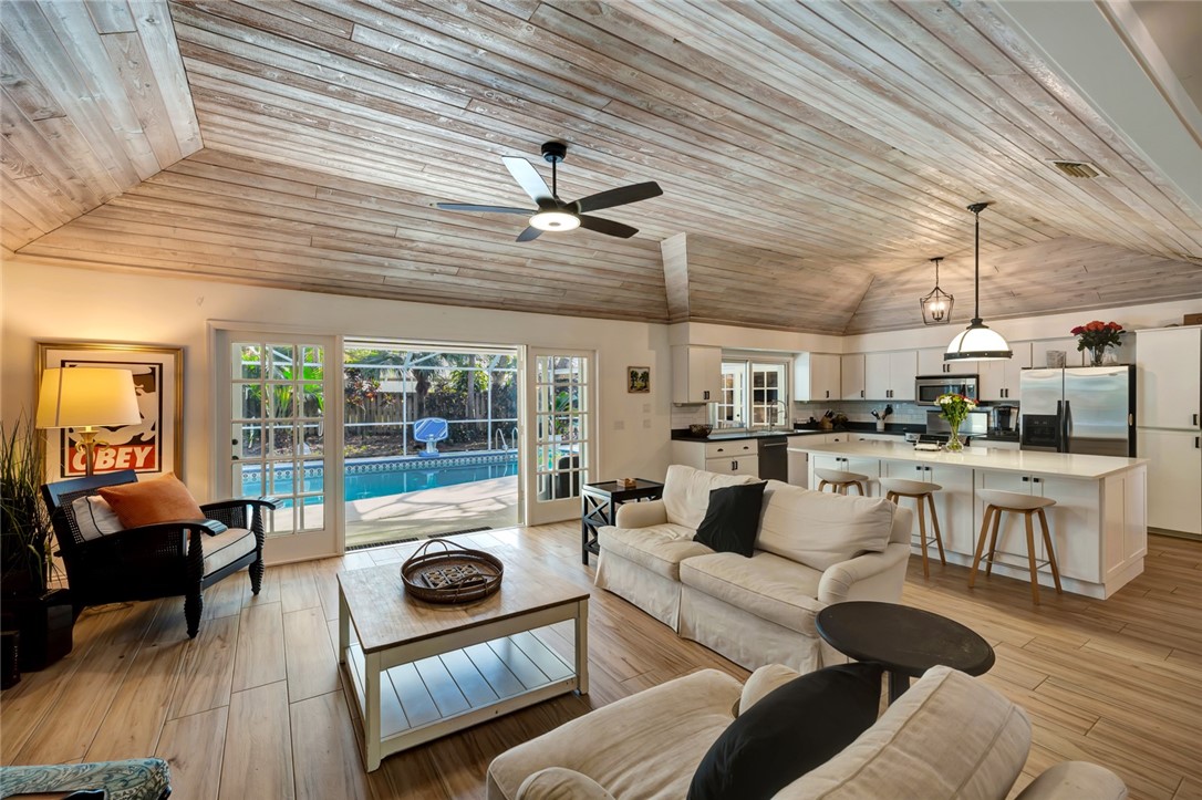 1024 Palmar De Ays Drive
