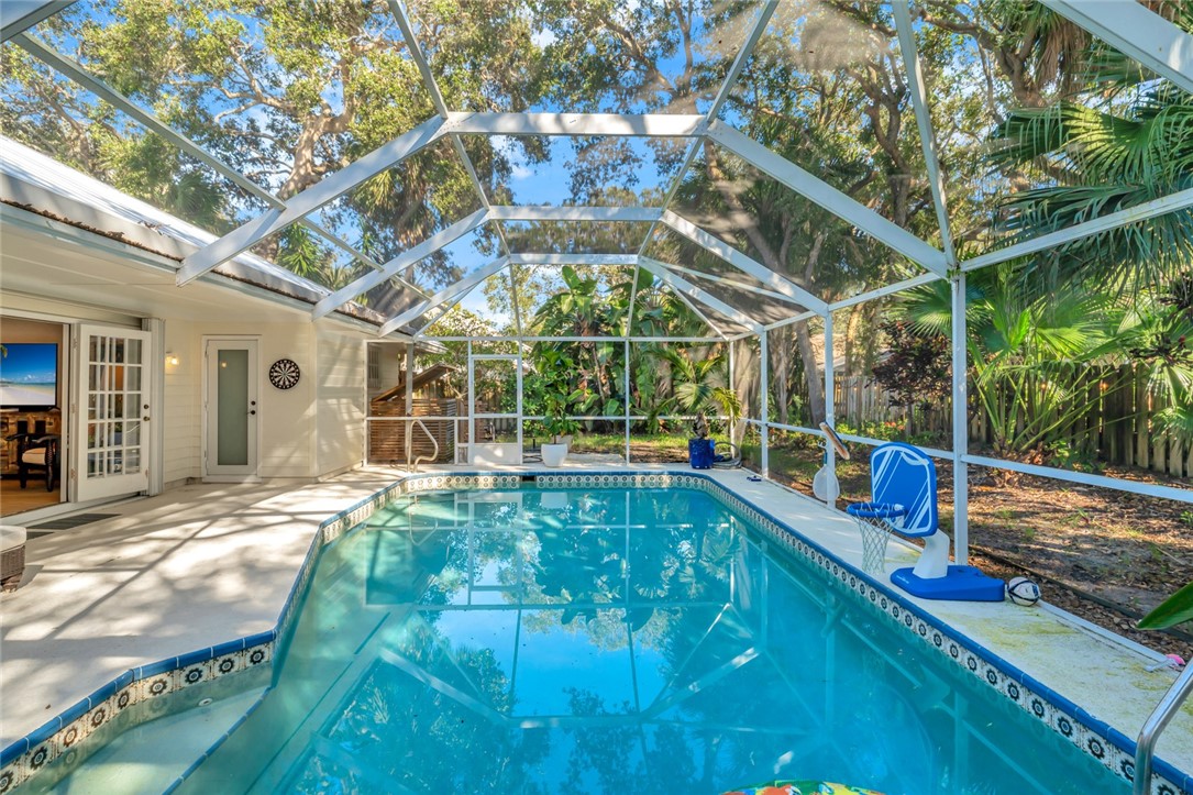 1024 Palmar De Ays Drive