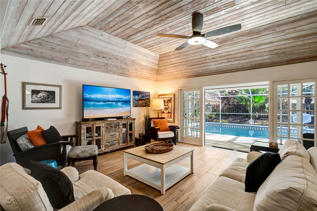 1024 Palmar De Ays Drive