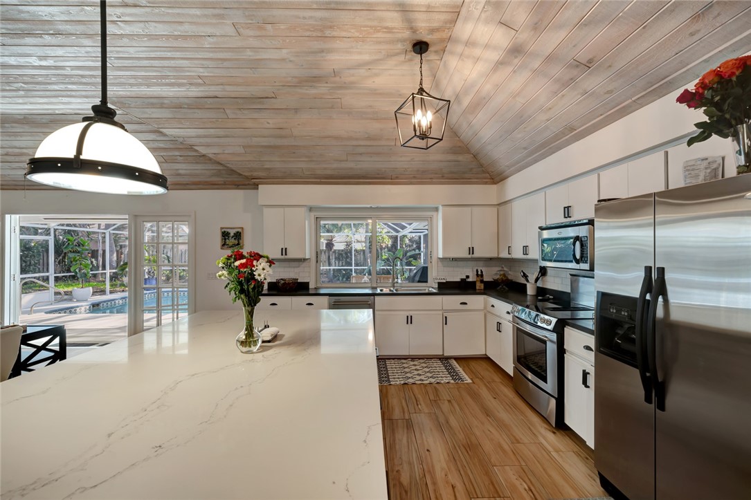 1024 Palmar De Ays Drive