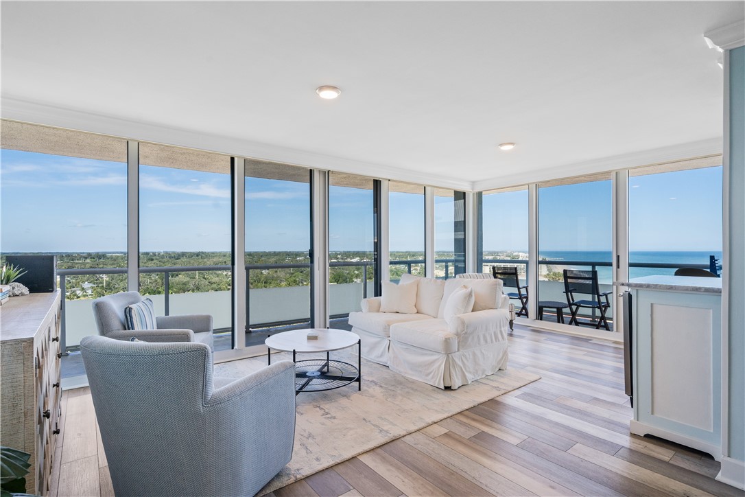 3554 Ocean Drive PH2S