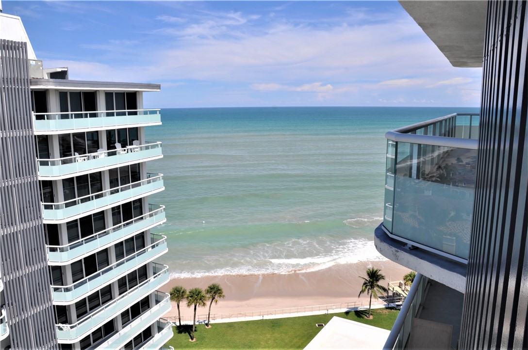 3554 Ocean Drive PH2S