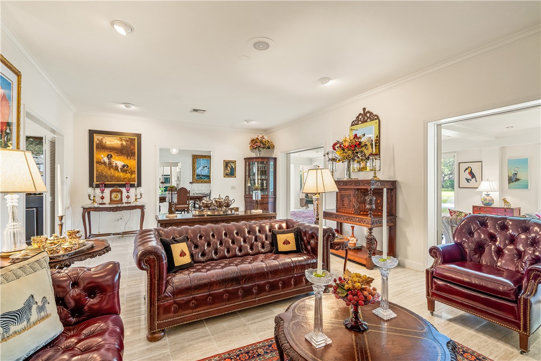 275 Coconut Palm Road