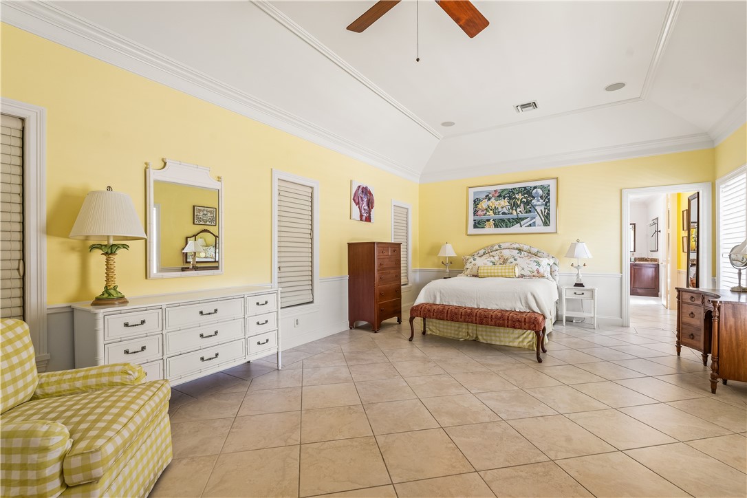 275 Coconut Palm Road