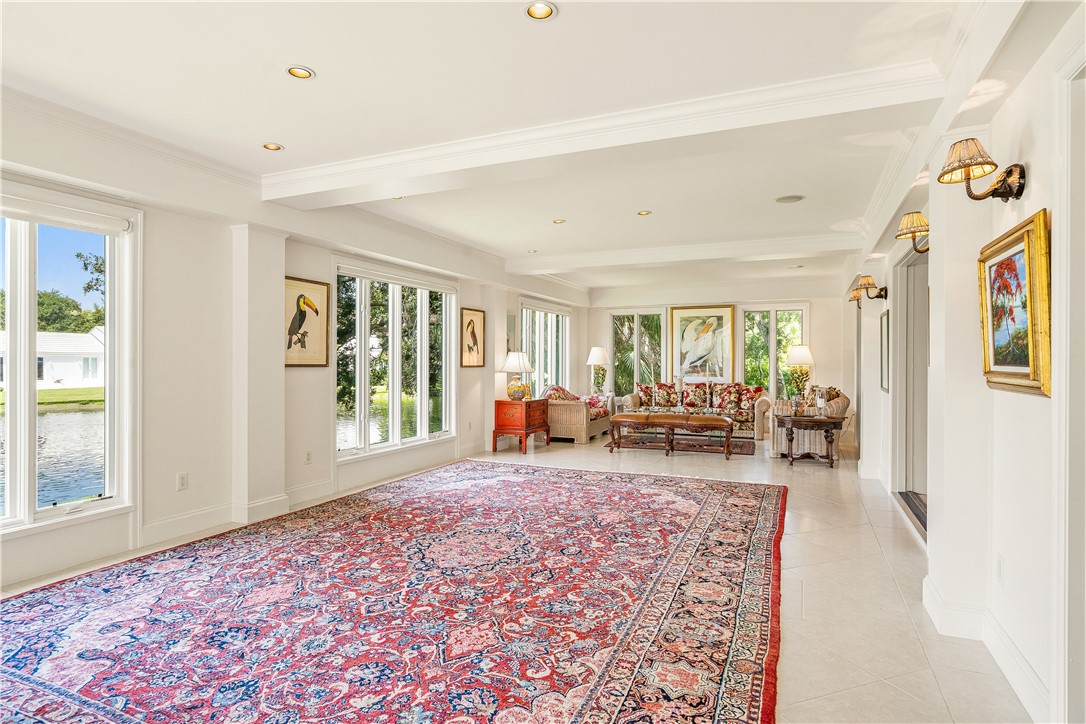 275 Coconut Palm Road