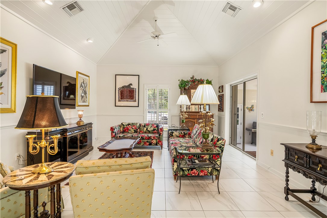 275 Coconut Palm Road