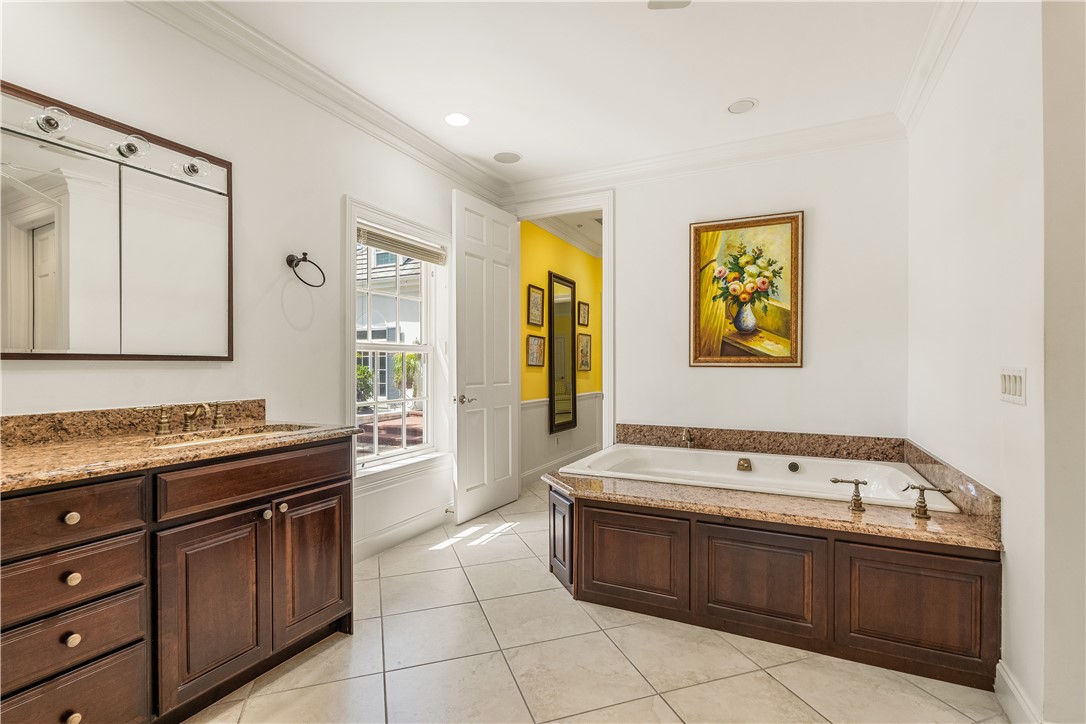 275 Coconut Palm Road
