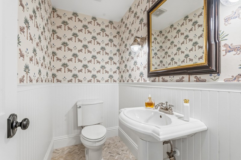 8402 Red Bay Court 8402