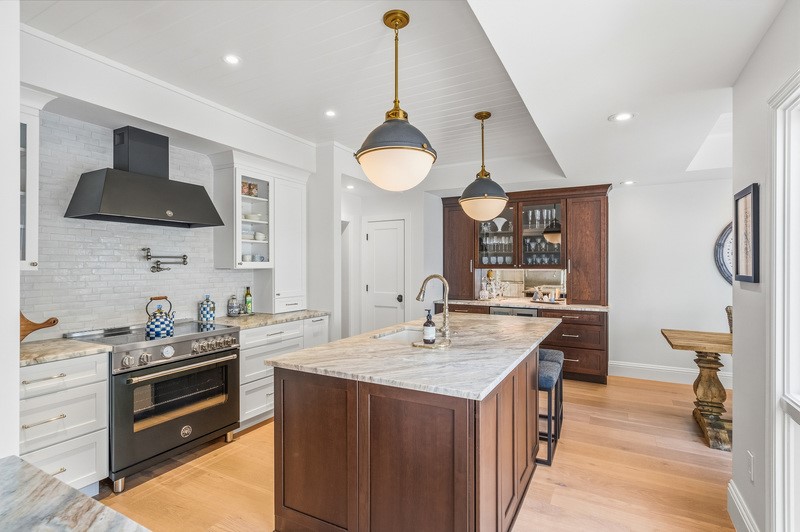 8402 Red Bay Court 8402