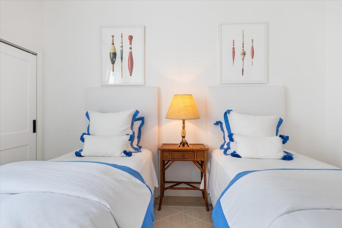 171 S Camelia Court, Indian River Shores