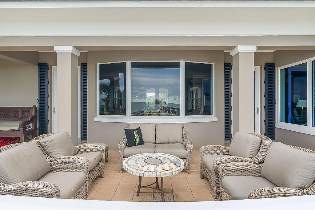 290 Bermuda Bay Lane