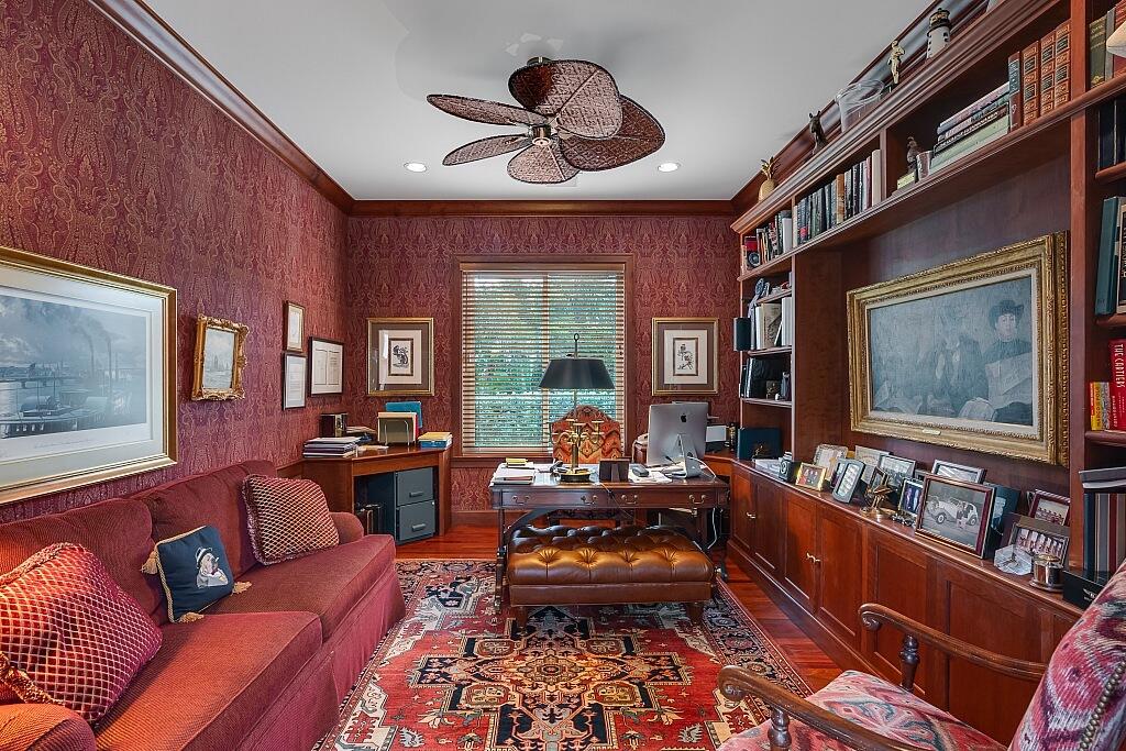 290 Bermuda Bay Lane