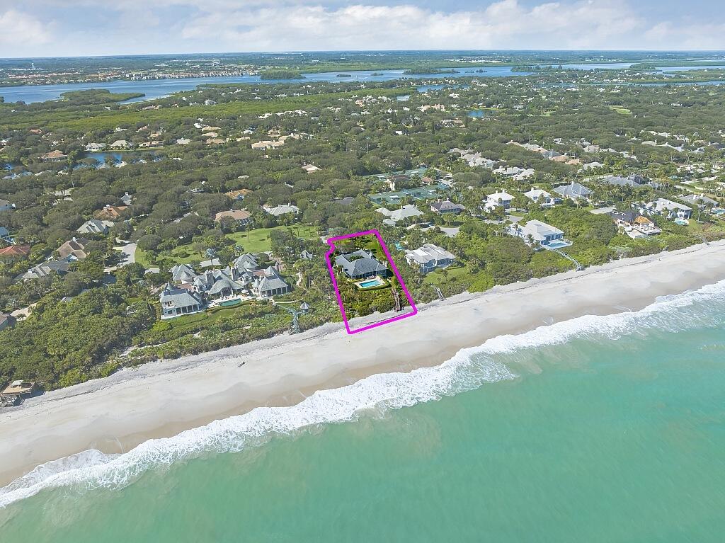 290 Bermuda Bay Lane