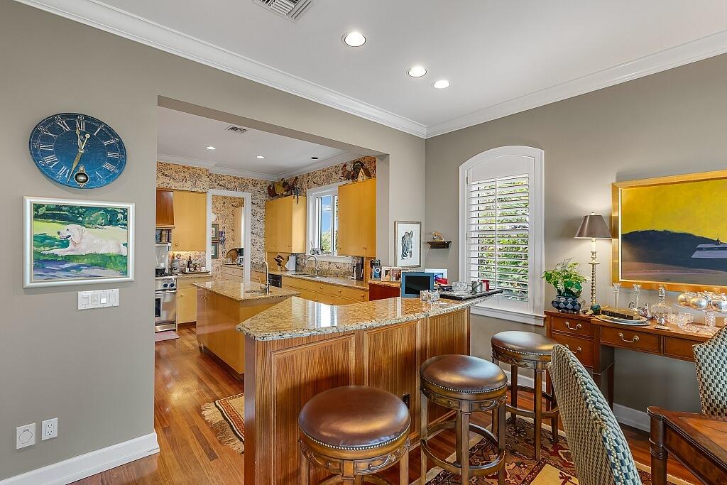 290 Bermuda Bay Lane