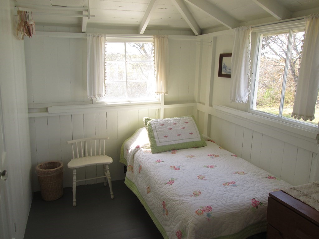 39 North Neck Road