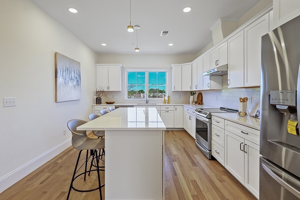 68 Chestnut Street # 4
