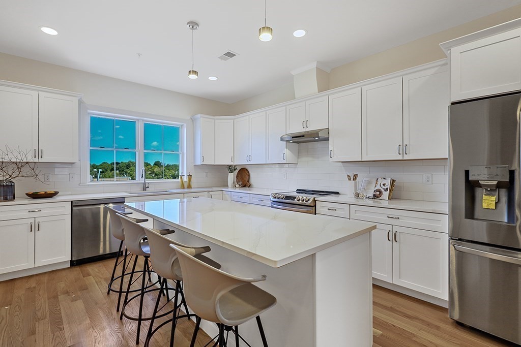 68 Chestnut Street # 4