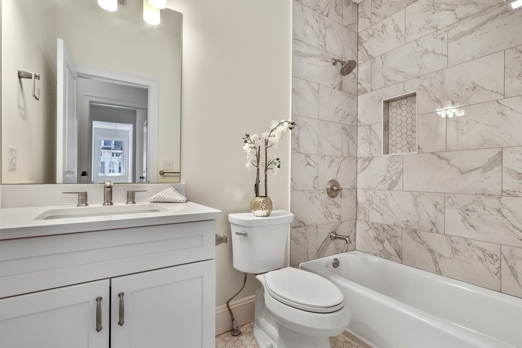 68 Chestnut Street # 3