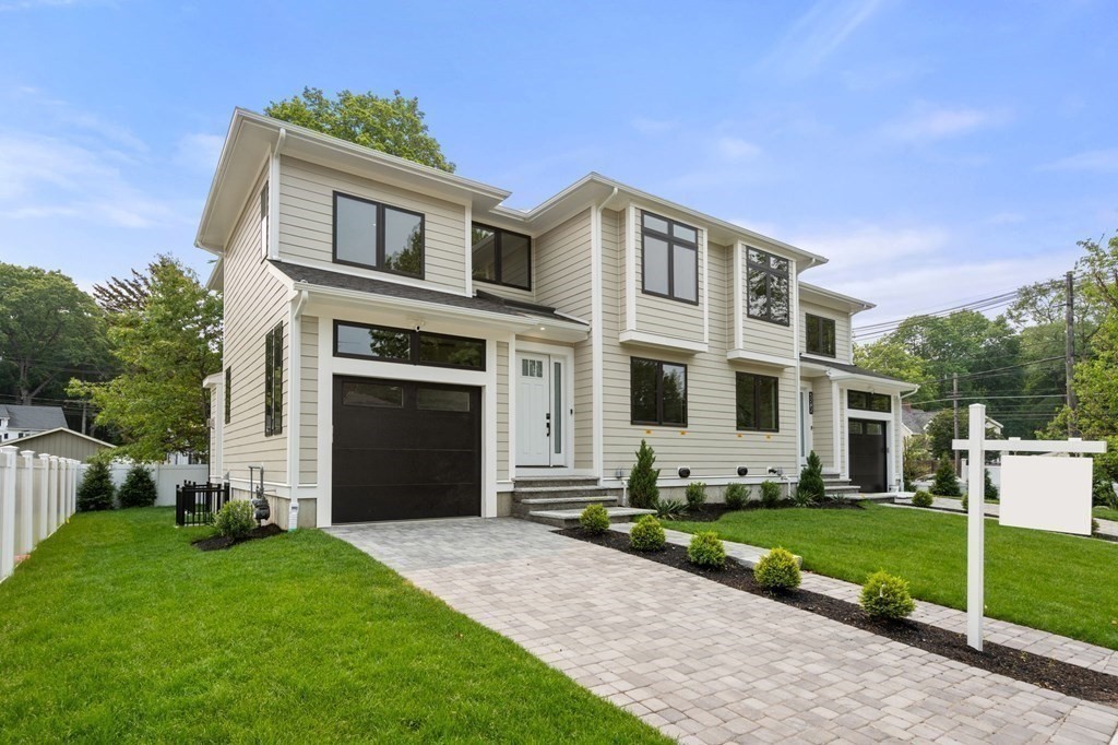 52 Aberdeen St # 1