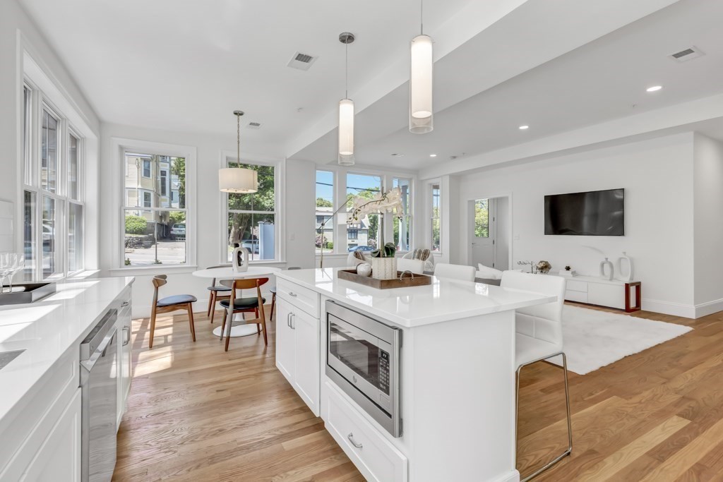 68 Chestnut Street # 1