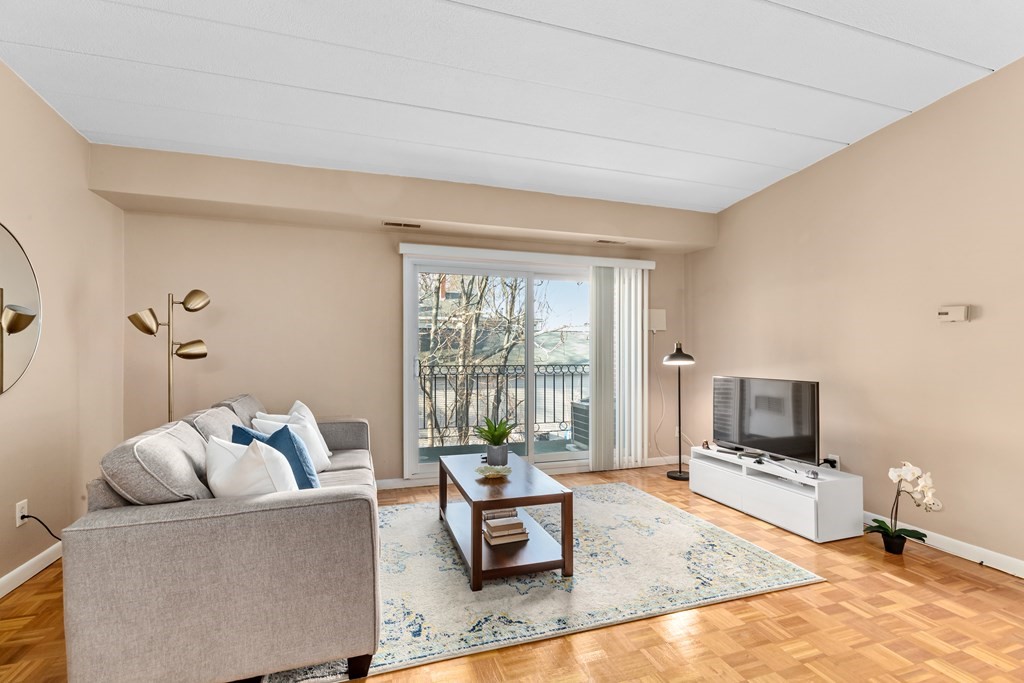 300 Tremont # 14