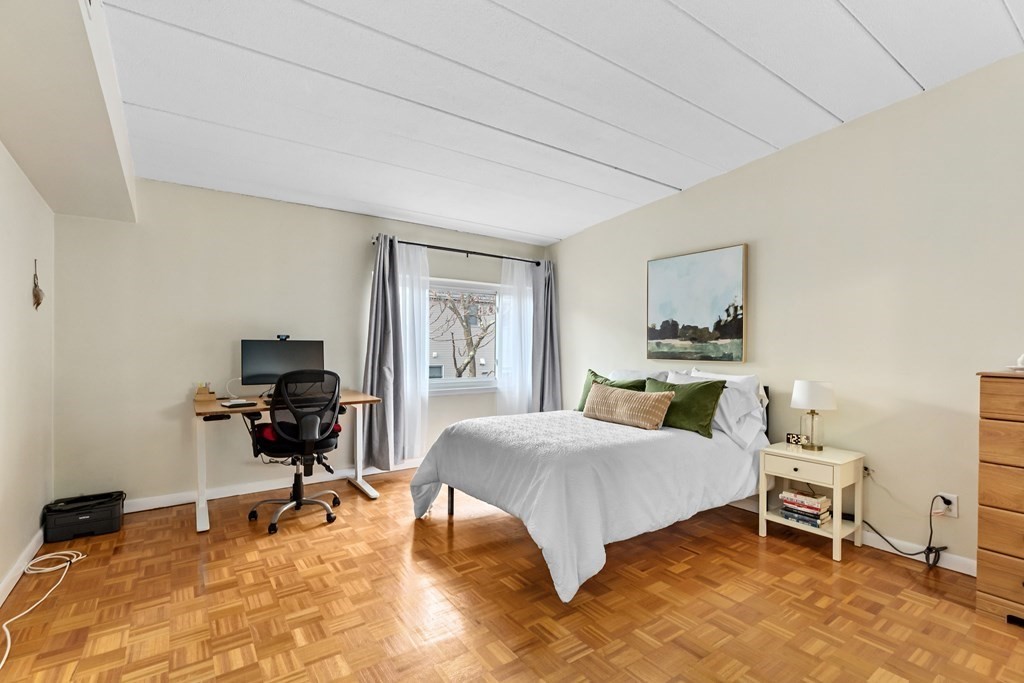300 Tremont # 14