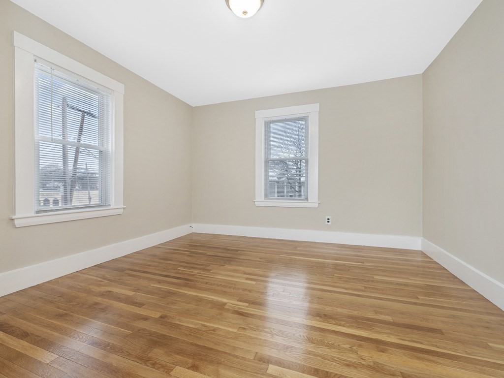 117-119 River Street