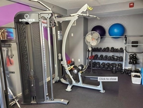 250 Hammond Pond Pkwy # 804S