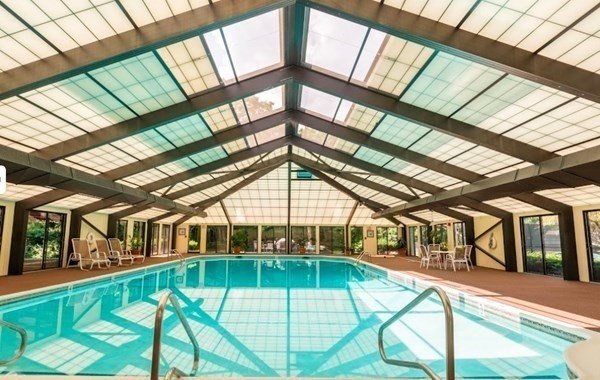 250 Hammond Pond Pkwy # 804S