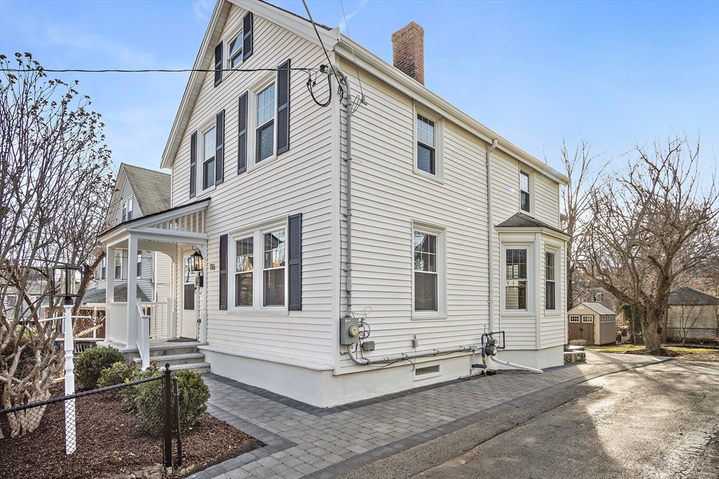 116 Pearl St