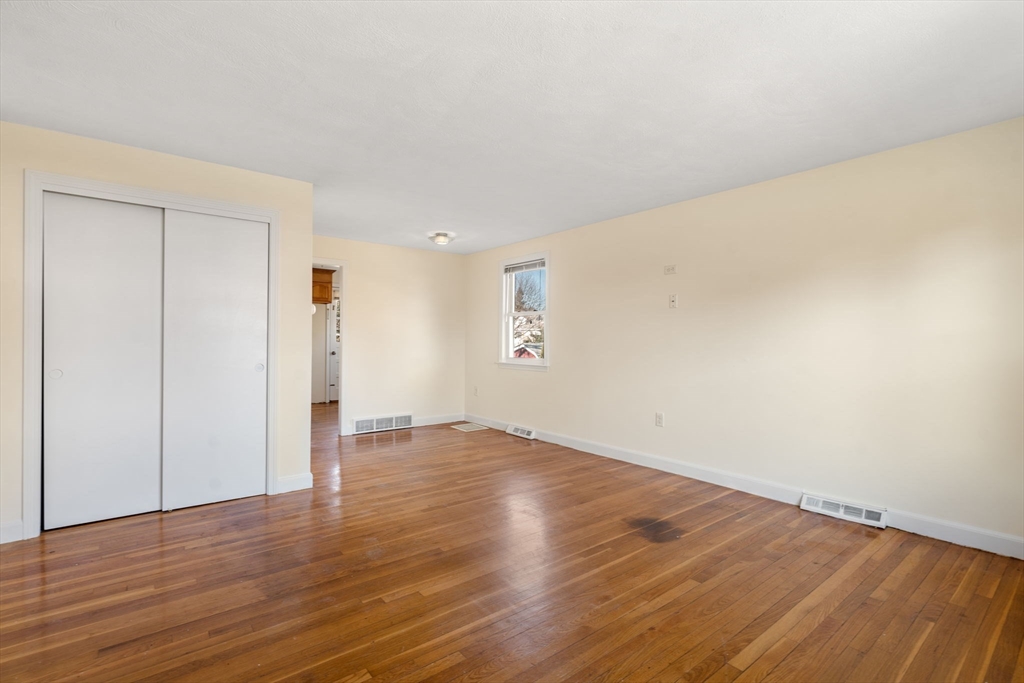 19 Moreland Ave # 19