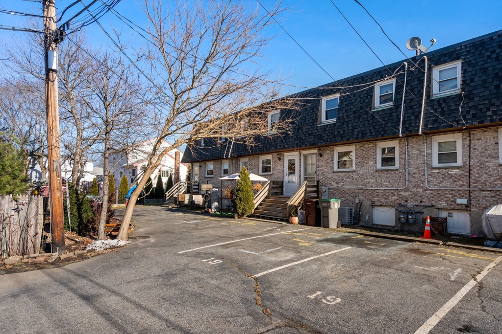 19 Moreland Ave # 19