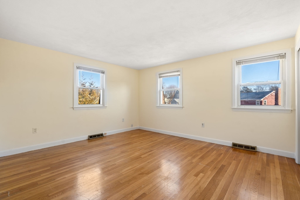 19 Moreland Ave # 19