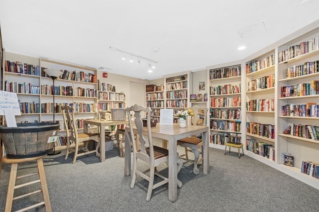 280 Boylston St # 408