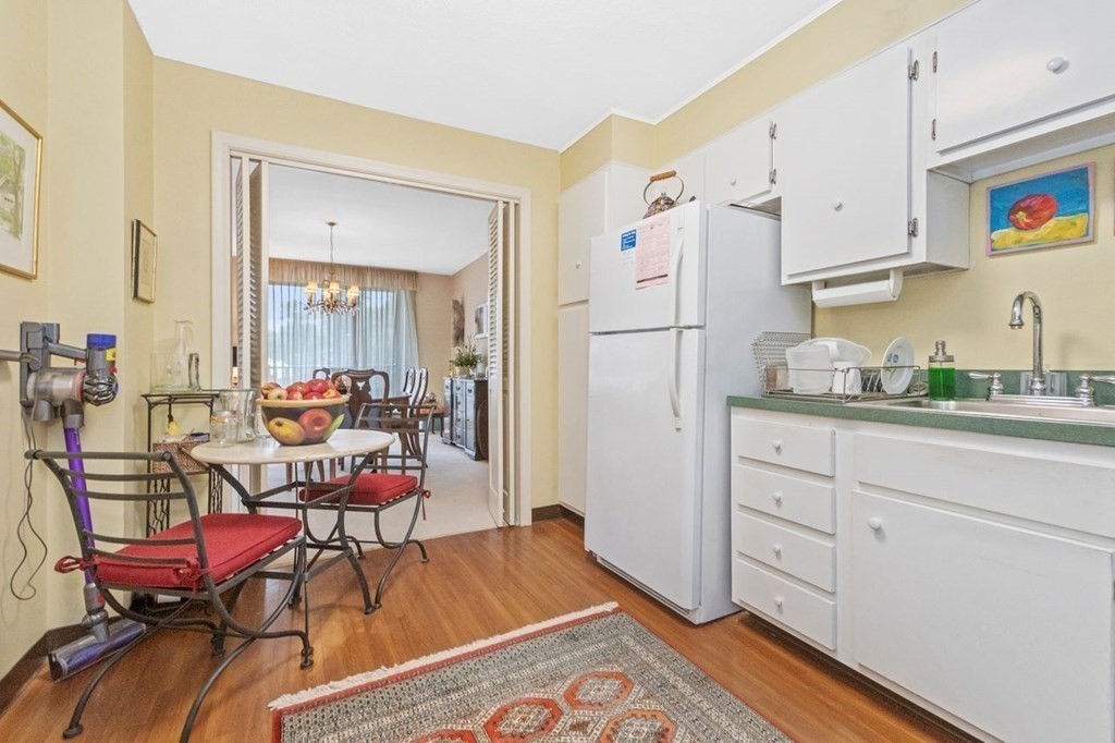 280 Boylston St # 408