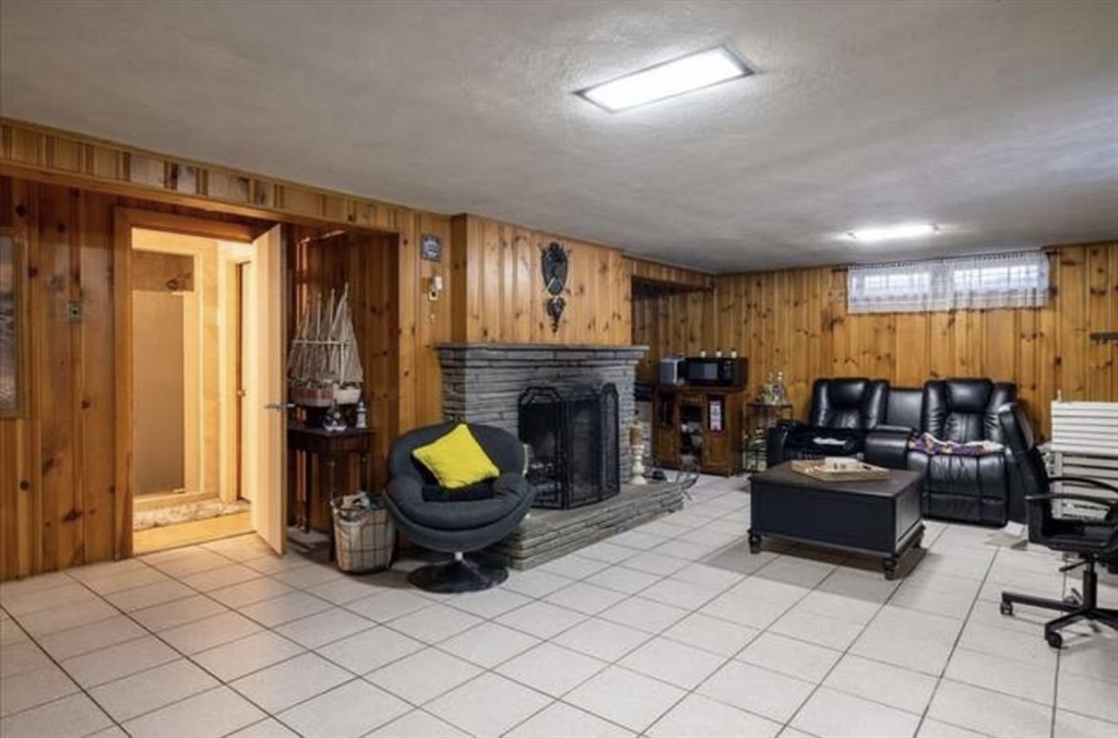 3 Greenview Rd # 3