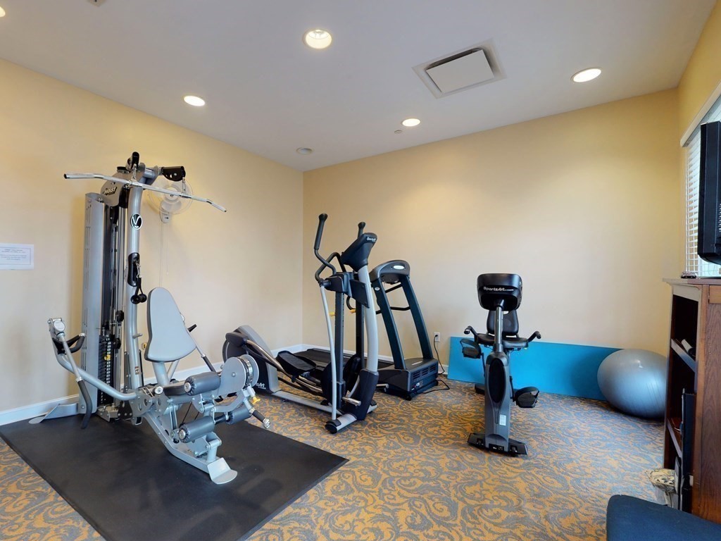 132 Clocktower Dr # 302