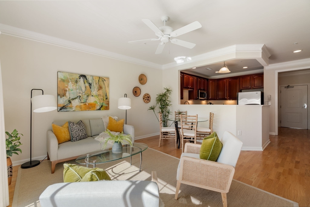 132 Clocktower Dr # 302