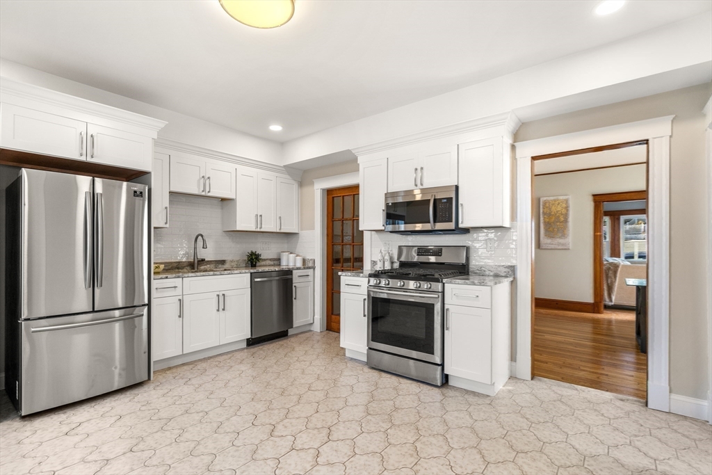 6-8 Charlesview St