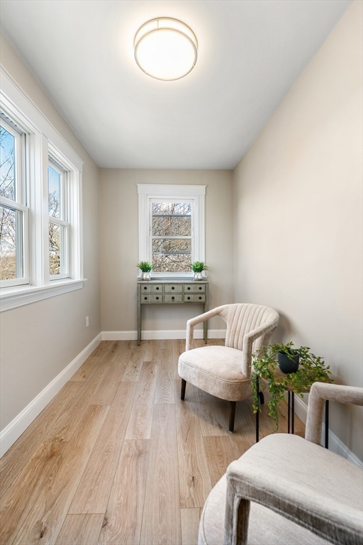 6-8 Charlesview St