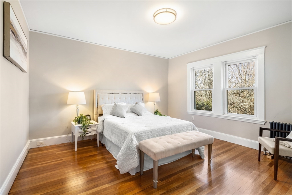 6-8 Charlesview St