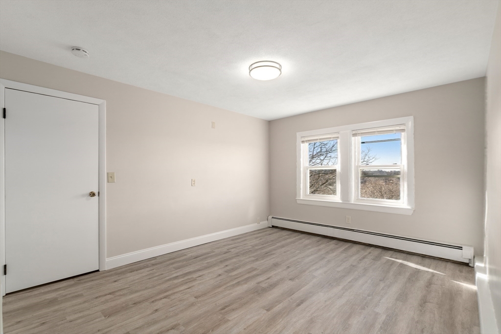 6-8 Charlesview St