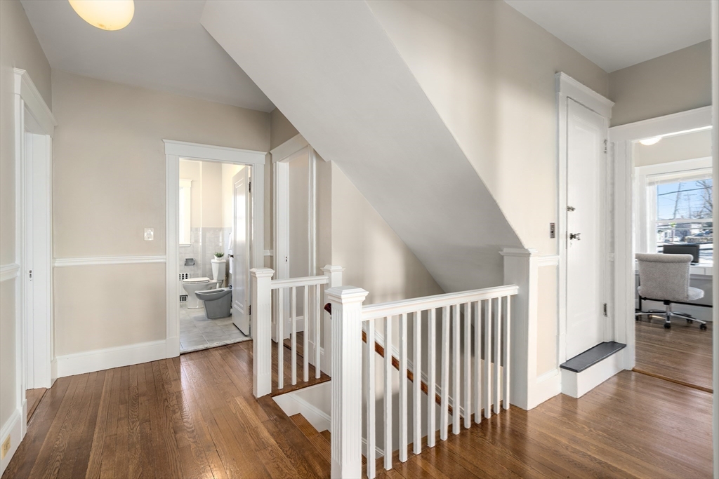 6-8 Charlesview St