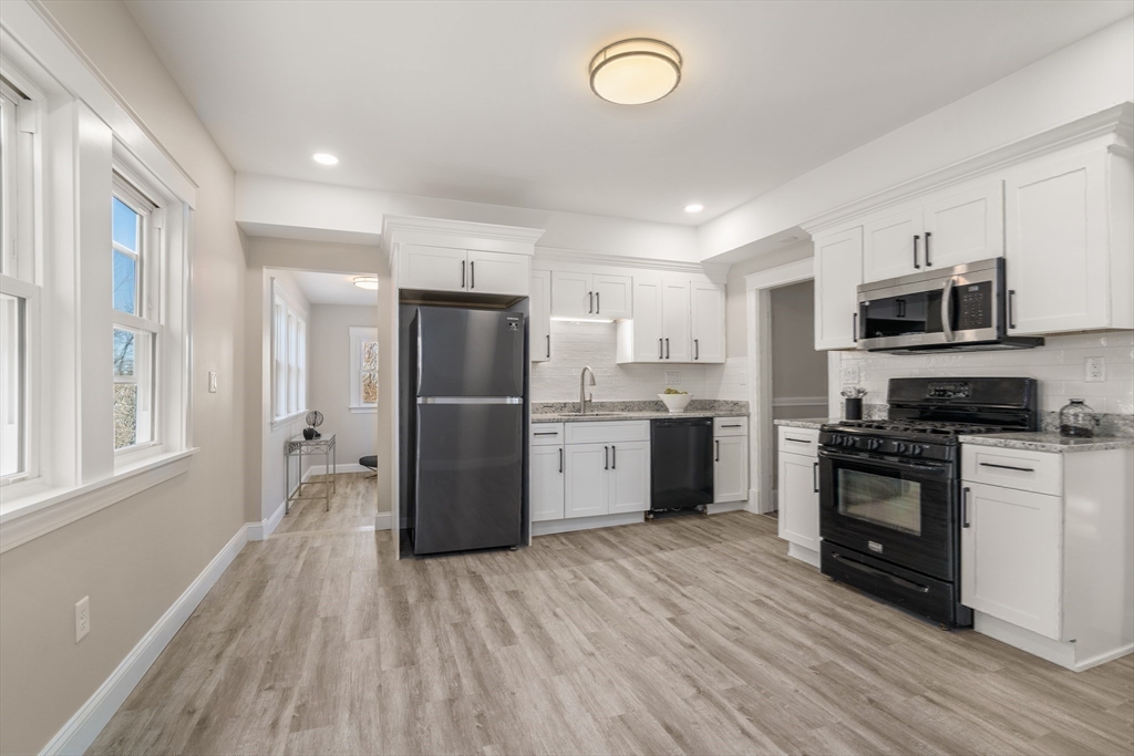 6-8 Charlesview St