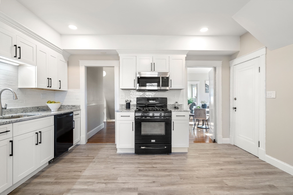 6-8 Charlesview St