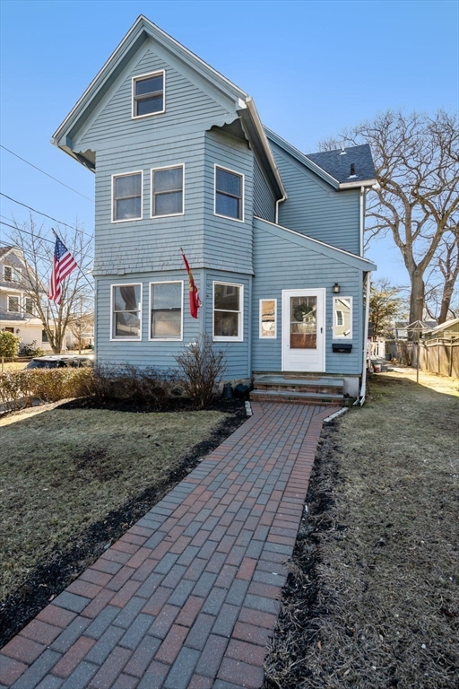 2 Orris Street