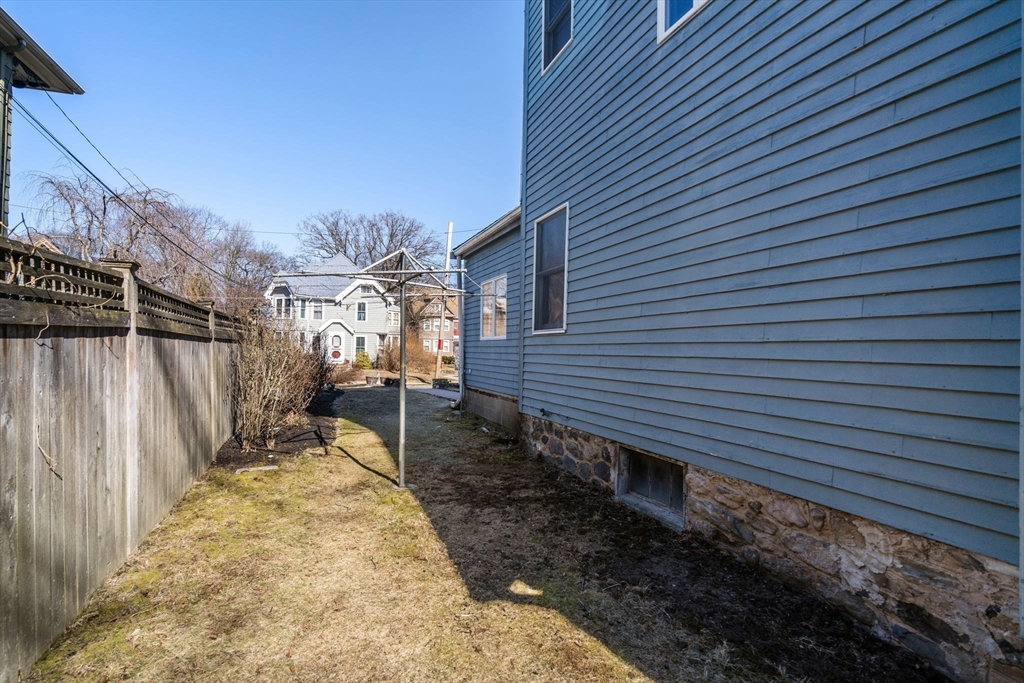 2 Orris Street