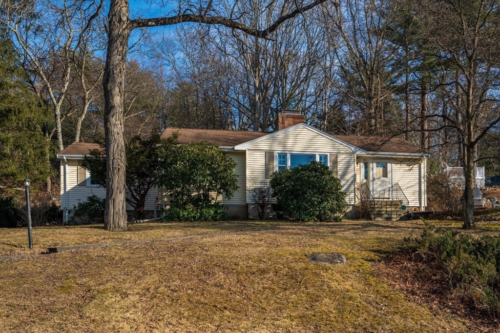 52 Warren Rd