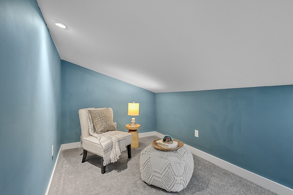 14 Rumford Ave # 3