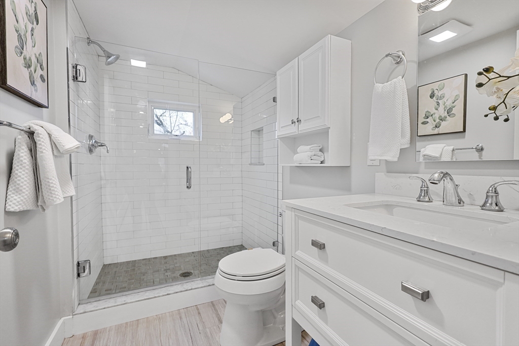 14 Rumford Ave # 3
